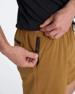 Elevate Kore Short | Caramel -Funktion One Style 0045 V382CAR 02077