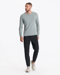 Long Sleeve Ever Henley | Stormy -Funktion One Style V108STY SP23 M ECOMM TOPS TOP 3134 1x1 f28eb15b 5bb2 48ce aaa4 1f899e2ef334