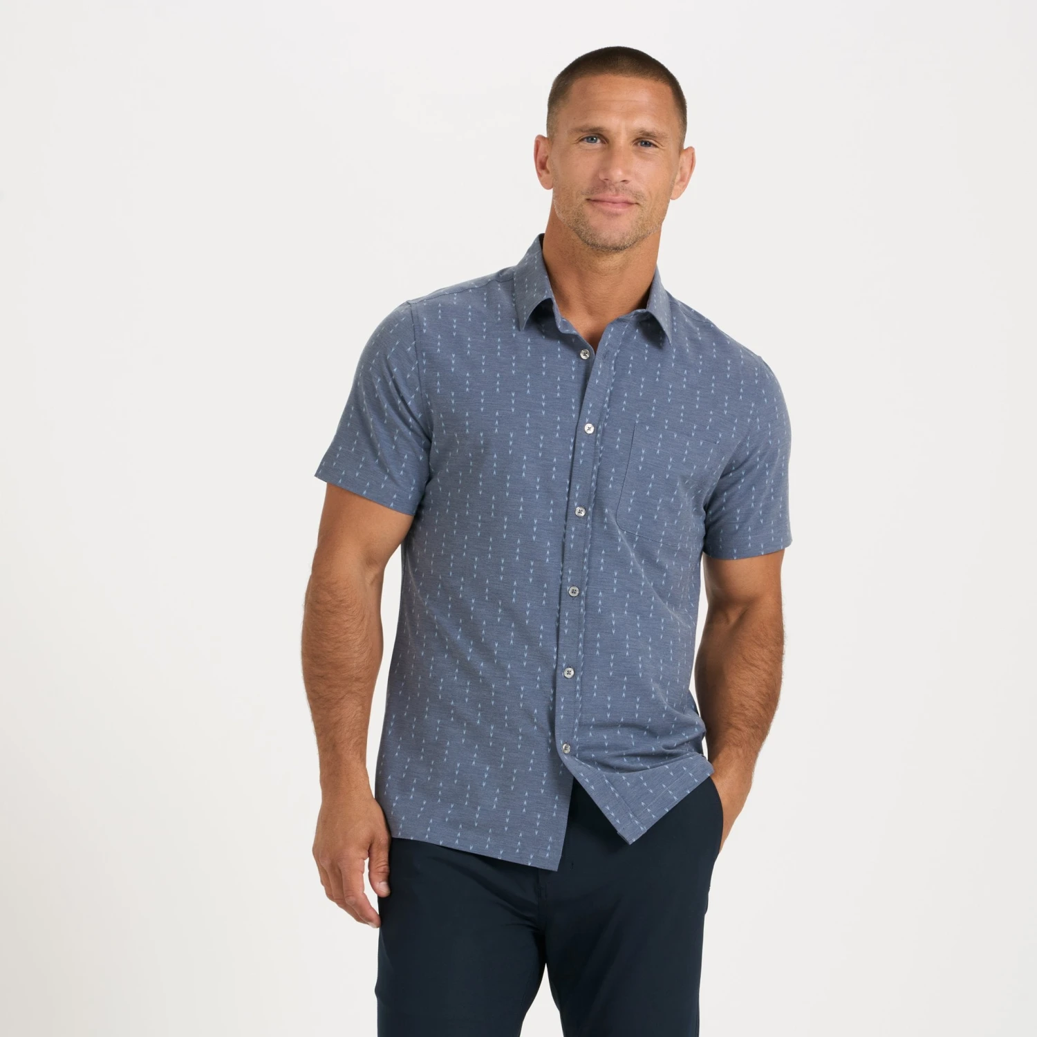 Short-Sleeve Bridge Button Down | Azure Arrows 7 Short-Sleeve Bridge Button Down | Azure Arrows - Image 5