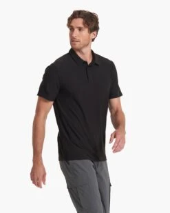 Strato Tech Polo | Black -Funktion One Style V188BLK SP23 M ECOMM TOPS DETAIL 4118 1x1 b78e823e 36c1 4c7b bd0c 17d064984ee7
