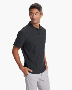 Strato Tech Polo | Charcoal Heather -Funktion One Style V188HCC FA20 M ECOMM DETAIL 0094 1X1 75d0dd0b 35a2 45f5 8da0 83d6084c53fc