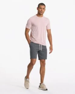 Current Tech Tee | Cashmere 14 Current Tech Tee | Cashmere -Funktion One Style V195CMR SP23 M ECOMM TOPS FULL 1418 1x1 2f9f06b7 2a33 422a b4bd 53882d60638a