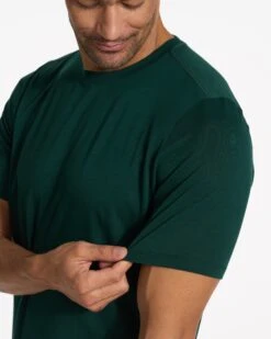 Current Tech Tee | Grass -Funktion One Style V195GRS FA23 M ECOMM TOPS DETAIL 4