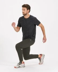 Linear Tech Tee | Black -Funktion One Style V196BLK 6 3ee2be82 edbd 471b 88a5 d3e460804df9