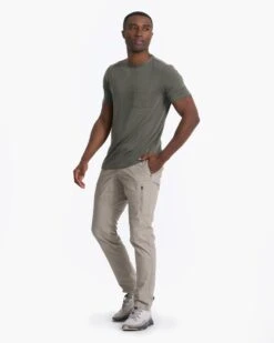 Linear Tech Tee | Oregano -Funktion One Style V196ORE 01202