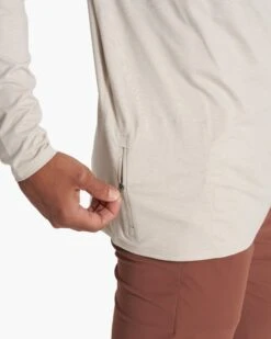 Ease Performance Half Zip | Suede Heather -Funktion One Style V221HUE SP23 M ECOMM FLEECE DETAIL 2315 1x1 1741c1ed cd14 4015 947d bf546a092a6f