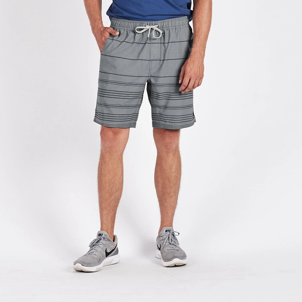 Kore Short | Grey Linen Stripe 4 Kore Short | Grey Linen Stripe - Image 2