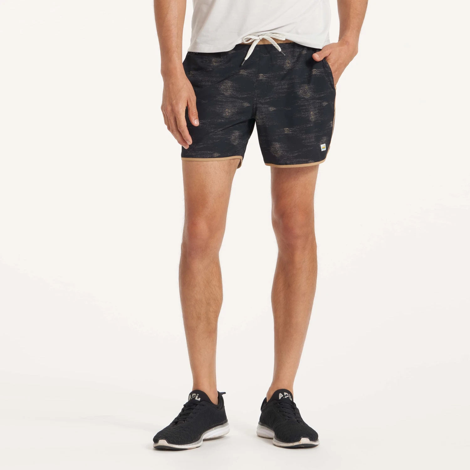 Banks Short 5" | Wheat Belize 4 Banks Short 5" | Wheat Belize - Image 2