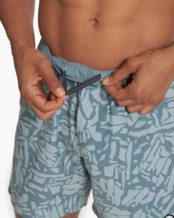 Cape Short | Ether Terrazzo -Funktion One Style V369ETE SP23 M ECOMM SHORTS 0769 DETAIL 1x1 bc4d68ef 7d97 4d2b 836e 586eefdff1d5