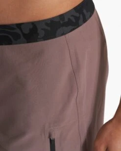 Infinity Boardshort | Hazel 13 Infinity Boardshort | Hazel -Funktion One Style V383HZL SP23 M ECOMM BOARDSHORTS DETAIL 1745