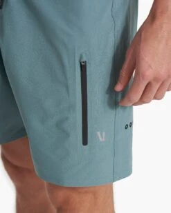 Infinity Boardshort | Sagebrush -Funktion One Style V383SAB SP23 M ECOMM BOARDSHORTS 0352