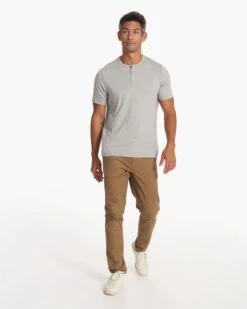 Collins Chino Pant | Tobacco -Funktion One Style V433TOB SP21 M ECOMM FULL 3414