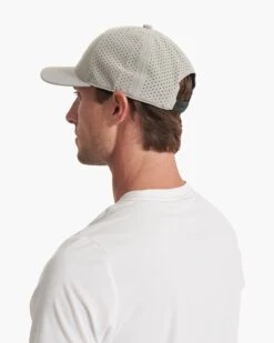 Vuori Water Tech Hat | Light Grey -Funktion One Style V8002LTG 20 SP23 AXS ECOMM HEADWEAR 3733 1x1 519d3a0c 94cf 49ec 9e99 298bb0a9a0aa