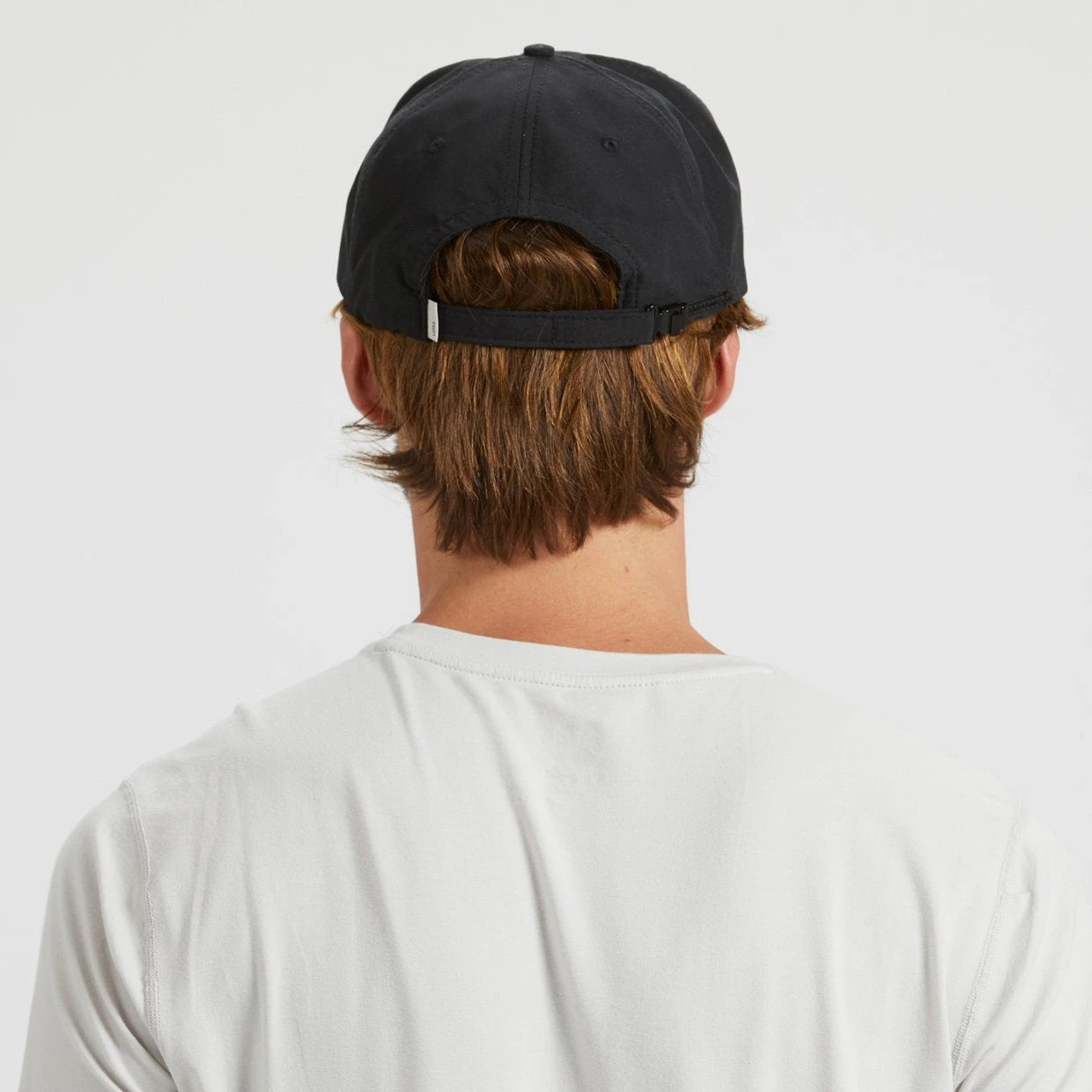 Vuori Athletics Hat | Black 5 Vuori Athletics Hat | Black - Image 3