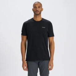 Lines Tee | Black 8 Lines Tee | Black -Funktion One Style V956BLK 1