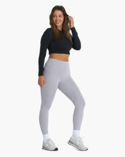 Long-Sleeve Lux Crop Tee | Black -Funktion One Style VW1021BLK FA22 W ECOMM CURVE 02685 1x1 98ebd103 bba5 4fdb 8297 2ff5838f2da9