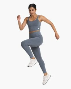 Washed Daily Crop | Washed Charcoal -Funktion One Style VW1043WCH FA22 W ECOMM FULL 1687