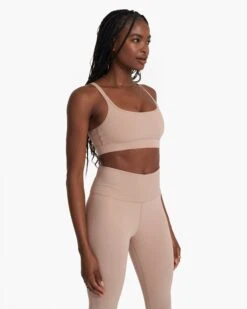 Mindset Bra | Coconut -Funktion One Style VW186COC SP23 W ECOMM SPORTSBRAS 0575 TOP 1X1 fd99f985 63c7 4578 9d38 251eef9a587c