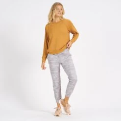 Long-Sleeve Halo Crew | Flax Heather -Funktion One Style VW241HFL 4 a455c625 3759 4f93 9345 5e2063f6d779