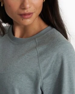 Long Sleeve Halo Crew | Stormy Heather -Funktion One Style VW241HSR SP22 W ECOMM FLEECE DETAIL 1652 1x1 3aeb08c6 72b2 4587 a97e ac75bfdb2495