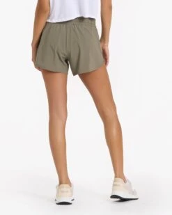 Clementine 4" Short 2.0 | Light Oregano -Funktion One Style VW3004LOR 00148 be13911c 68ef 4695 aa0f b903cbe85808