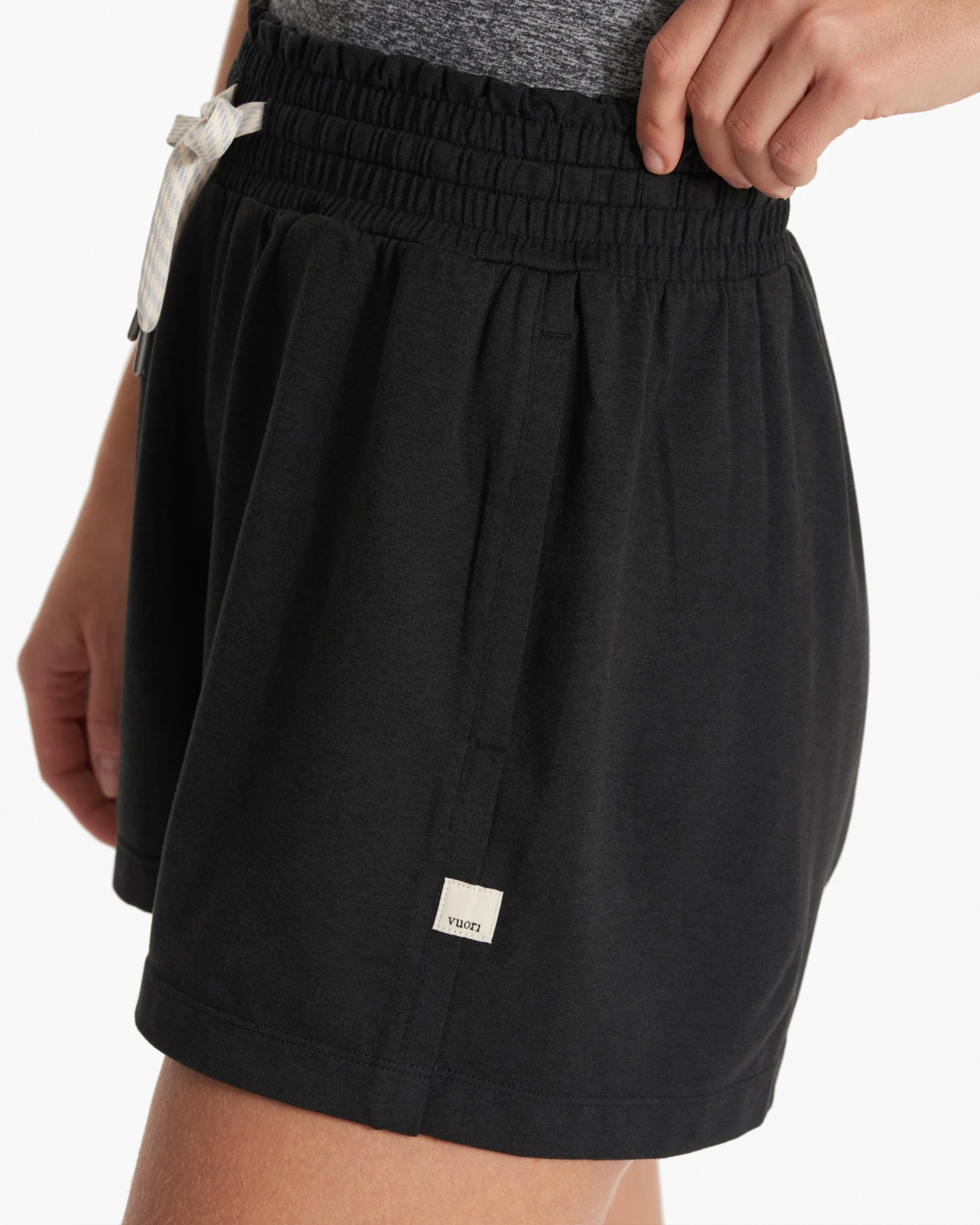 Halo Boxy Short | Black Heather 9 Halo Boxy Short | Black Heather - Image 7