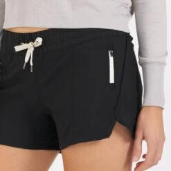 Clementine Short 4 | Black -Funktion One Style VW365BLK 5
