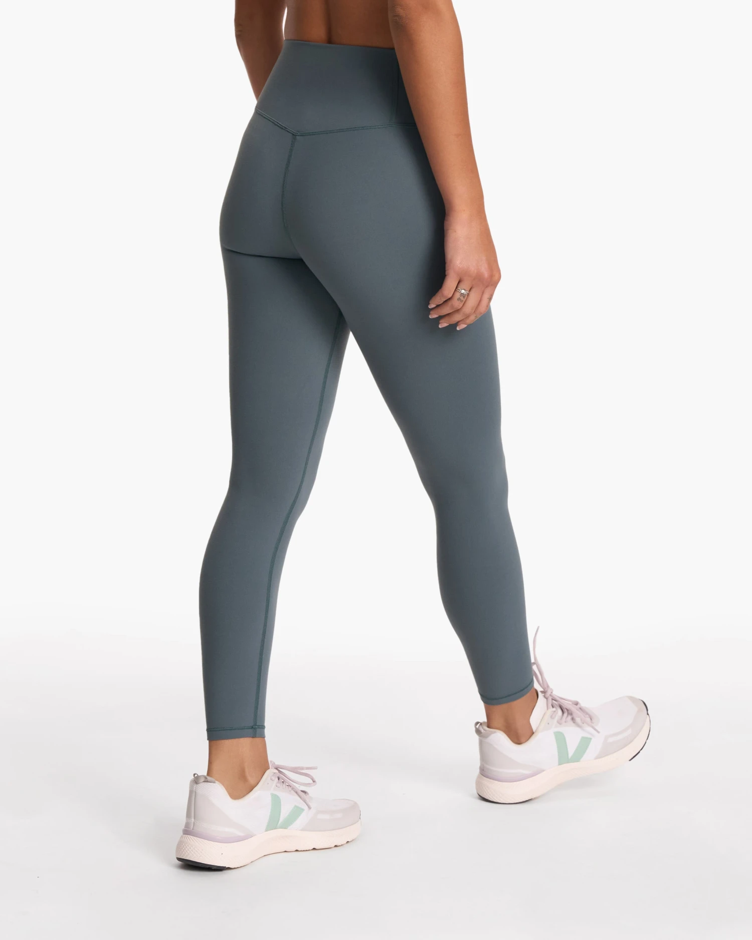 Vuori AllTheFeels™ Legging - Short | Lake 6 Vuori AllTheFeels™ Legging - Short | Lake - Image 4
