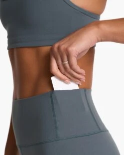 Vuori AllTheFeels™ Legging - Short | Lake 10 Vuori AllTheFeels™ Legging - Short | Lake -Funktion One Style VW4018 SLAK FA23 W ECOMM PANTS DETAIL 7