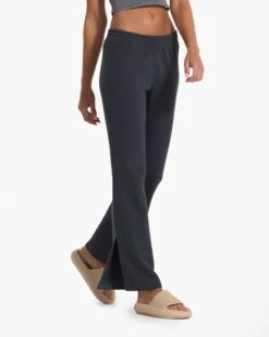 Sedona Wideleg Sweatpant | Charcoal -Funktion One Style VW4044CCL FA22 W ECOMM BOTTOM 7110 1x1 ed669b29 bd70 4085 80bc 5f6d8079cc84