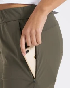 Miles Ankle Pant | Oregano 9 Miles Ankle Pant | Oregano -Funktion One Style VW404ORE 4copy