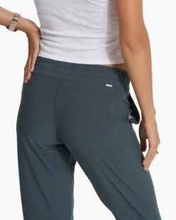 Weekend Jogger | Stone 15 Weekend Jogger | Stone -Funktion One Style VW422STN SP23 W ECOMM PANTS 2337 DETAIL 1x1 9b74e9c4 c8be 4080 9b4f 1a73fc59c8c7