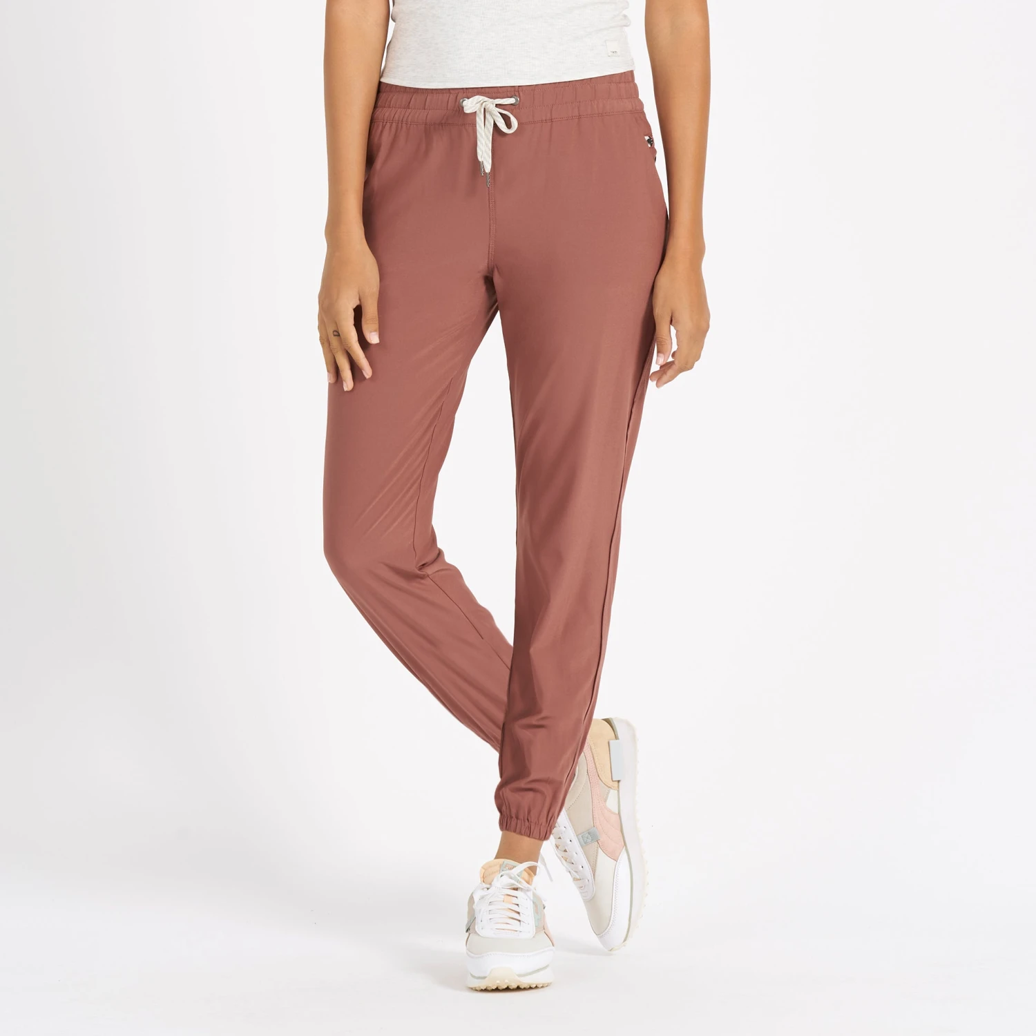 Weekend Jogger | Terracotta 3 Weekend Jogger | Terracotta