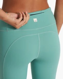 Stride Legging | Basil -Funktion One Style VW429BIL SP23 W ECOMM PANTS DETAIL 1839 1x1 0e8d4363 5250 429f 9956 e7aa9a7487c4