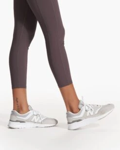 Stride Legging | Plum -Funktion One Style VW429PLU FA23 W ECOMM PANTS DETAIL 7