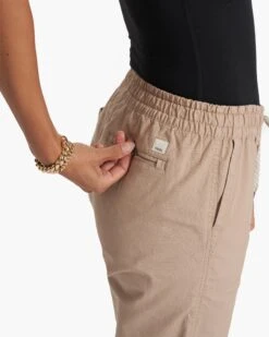 Vintage Ripstop Pant | Coconut -Funktion One Style VW450COC SP23 W ECOMM PANTS 2920 FULL 1X1 a3410f56 2cf9 40fb b7d7 6911b29a4d07