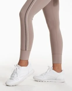 Daily Sport Legging | Graphite -Funktion One Style VW459GPH SP23 W ECOMM PANTS 2520 DETAILS 1x1 b4b44b76 f5e2 4e1e beff 46a13de493ff
