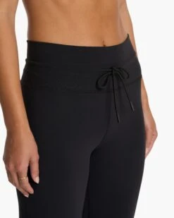 Daily Wideleg - Short | Black -Funktion One Style VW489 SBLK FA23 W ECOMM PANTS DETAIL 8