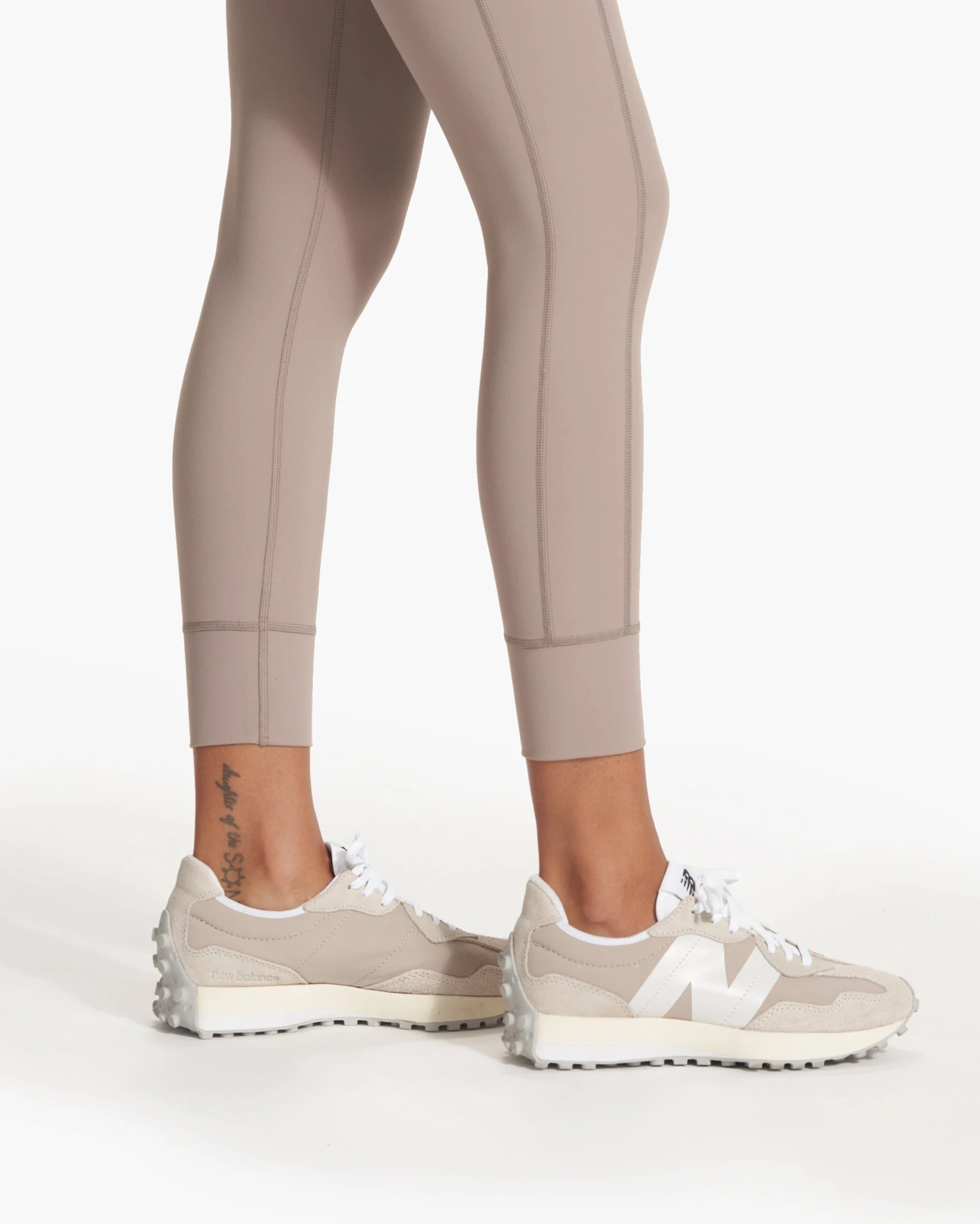 Daily Pocket Legging | Graphite 8 Daily Pocket Legging | Graphite - Image 6