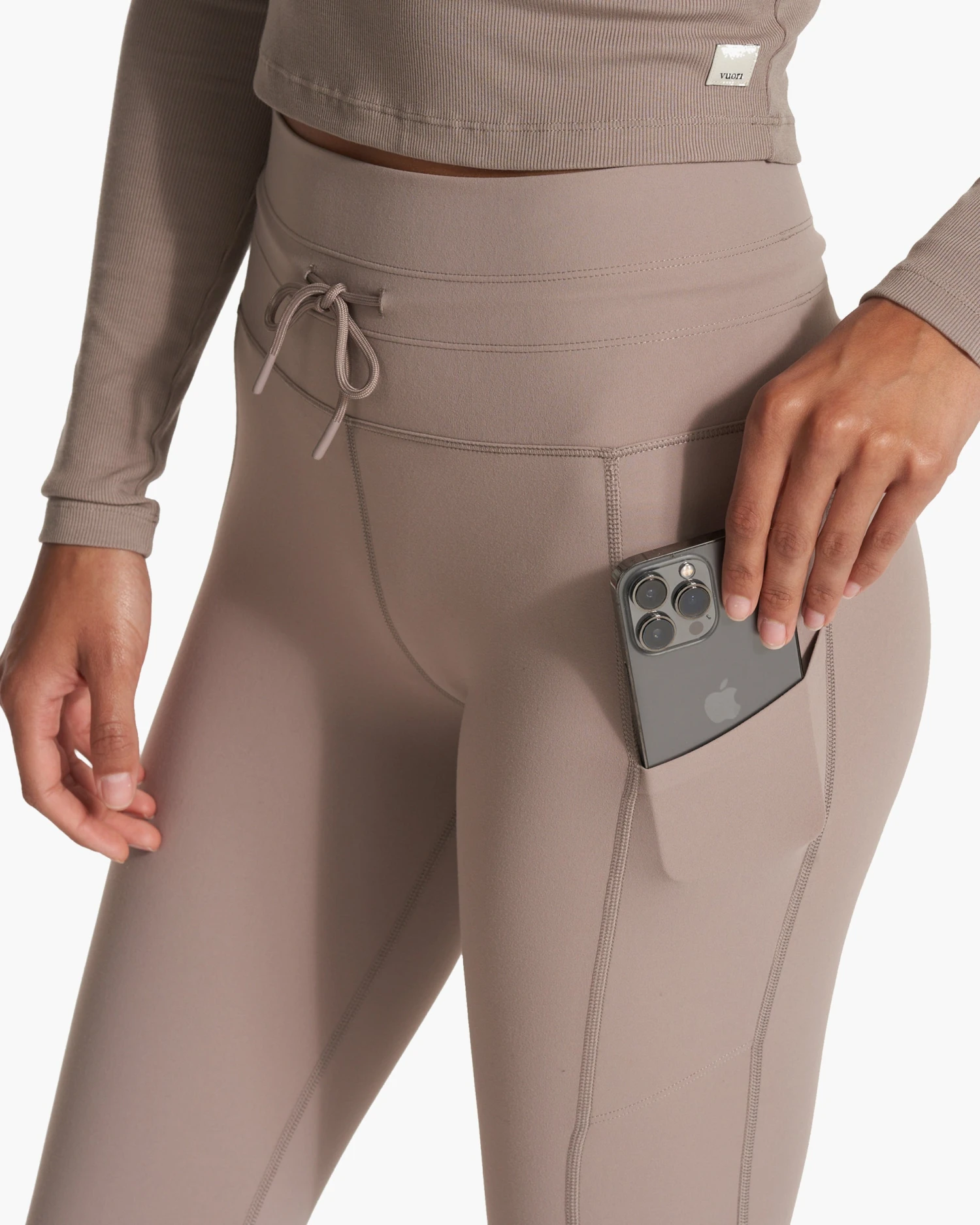 Daily Pocket Legging | Graphite 6 Daily Pocket Legging | Graphite - Image 4