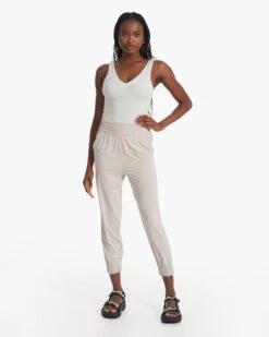 Villa Jogger | Beach Sand 10 Villa Jogger | Beach Sand -Funktion One Style VW493BSD SP23 W ECOMM PANTS 3441 BOTTOM 1x1 8c4a9257 751c 4594 b51a e9382f7cb8ee