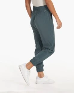 Villa Jogger | Stone -Funktion One Style VW493STN SP23 W ECOMM PANTS BOTTOM 3086 1x1 a2e55d8c 3ff2 4f5b a4f7 ac3a2dc2e497