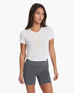 Coast Modern Tee | White -Funktion One Style VW997WHT SP23 W ECOMM PRINTABLES TOP 2168 1x1 1a1c6a83 9212 488c bf2c 0f620b0f58ee